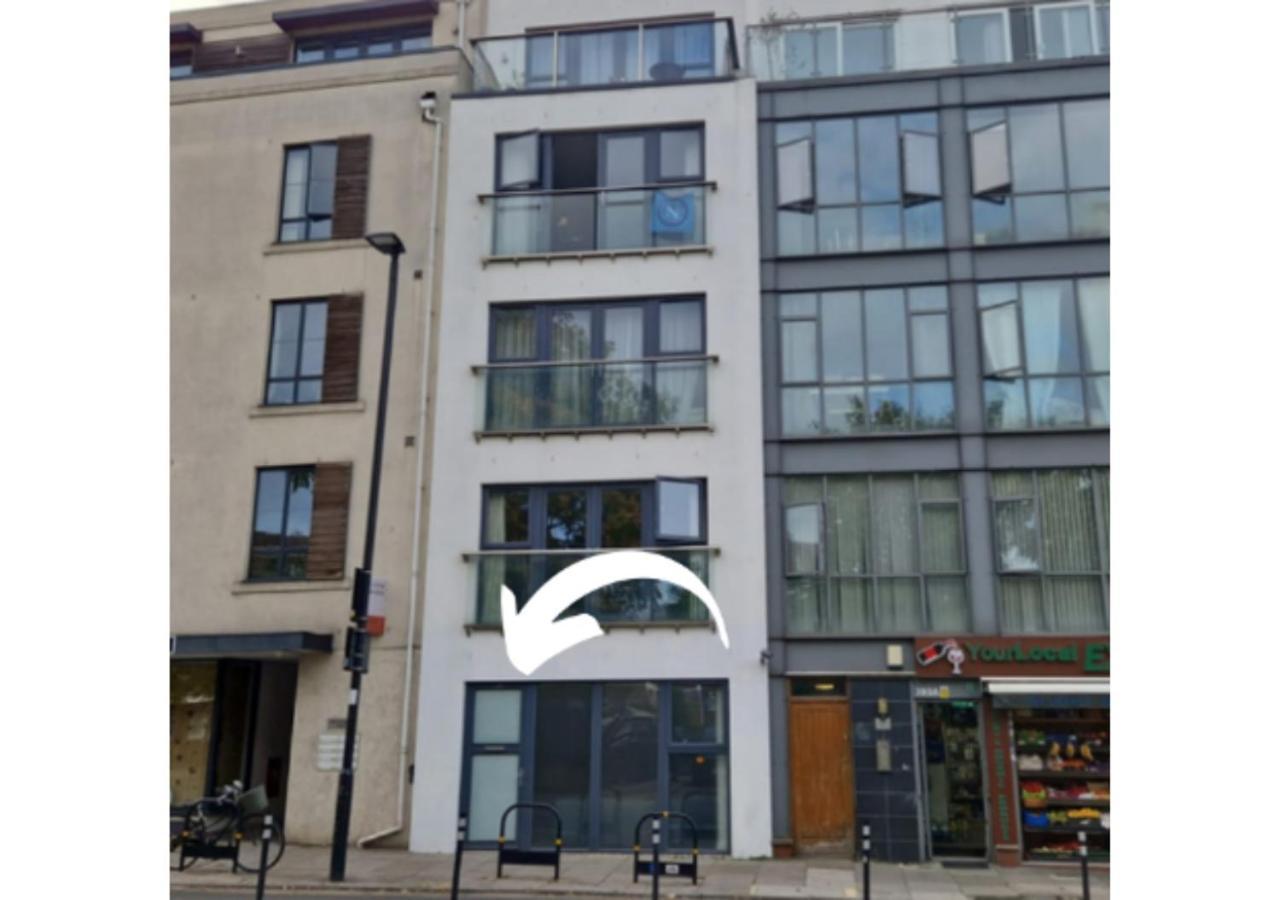 Modern Studio Flat Near Highbury & Islington Station Londra Esterno foto