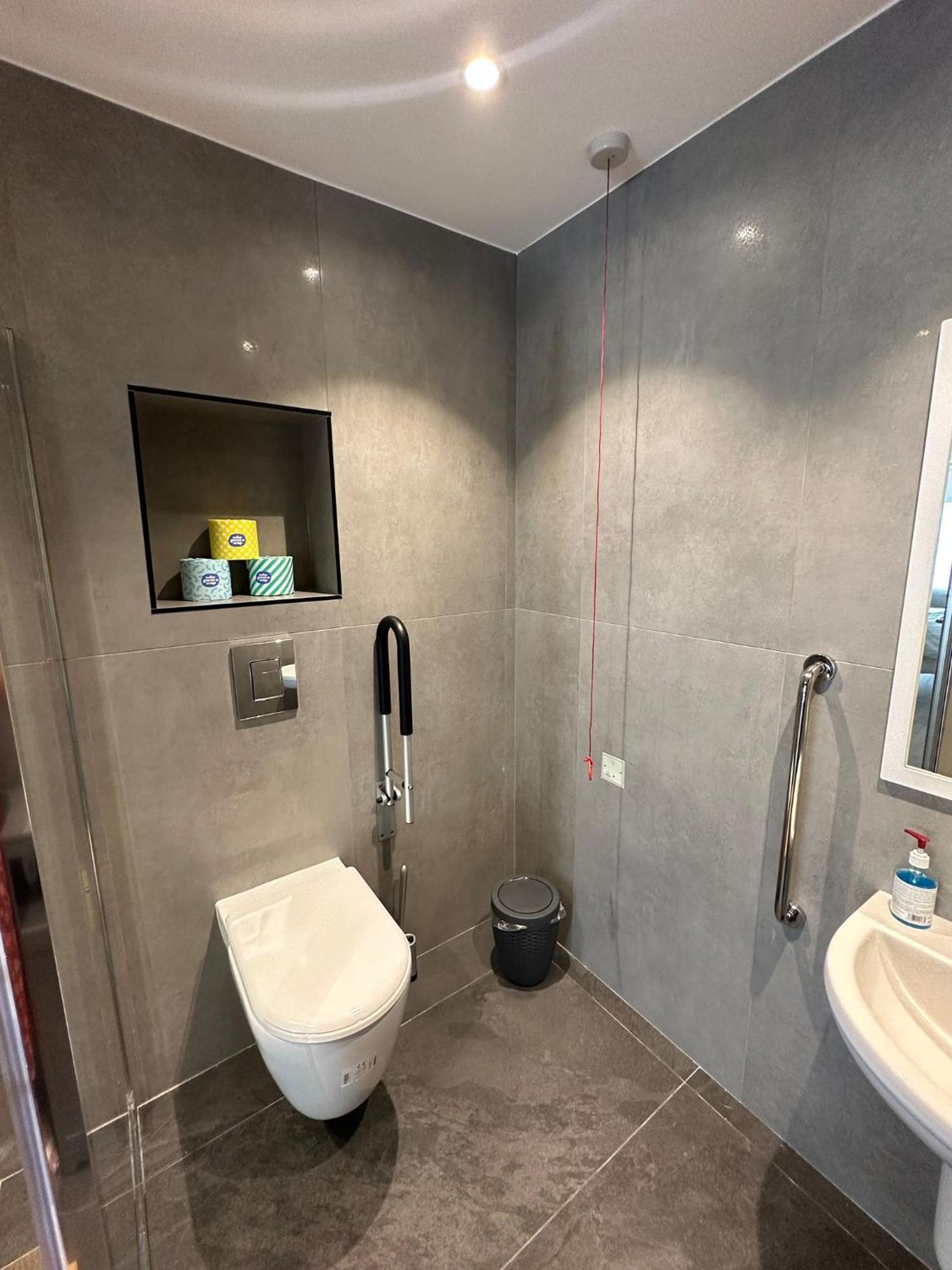 Modern Studio Flat Near Highbury & Islington Station Londra Esterno foto